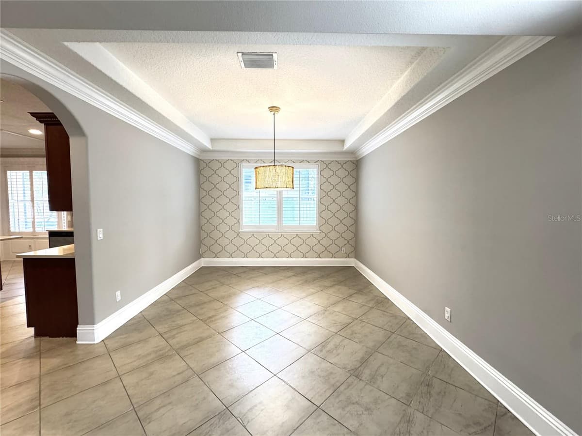 173 CALLIOPE STREET — photo 16 of 55