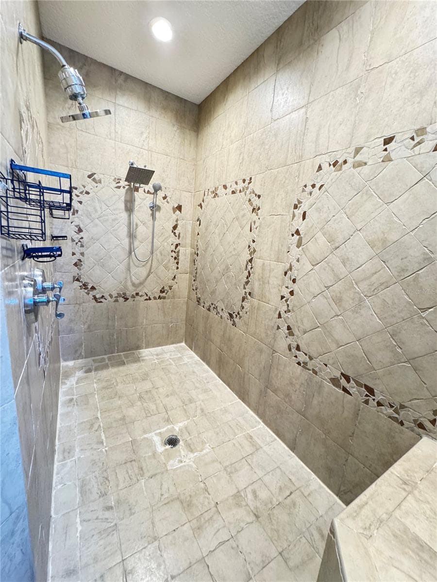 173 CALLIOPE STREET — photo 38 of 55