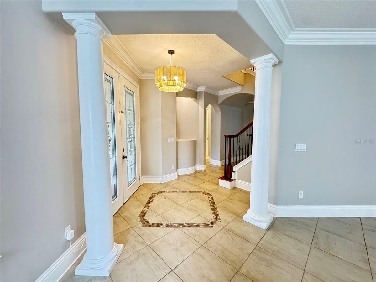173 CALLIOPE STREET — photo 18 of 55