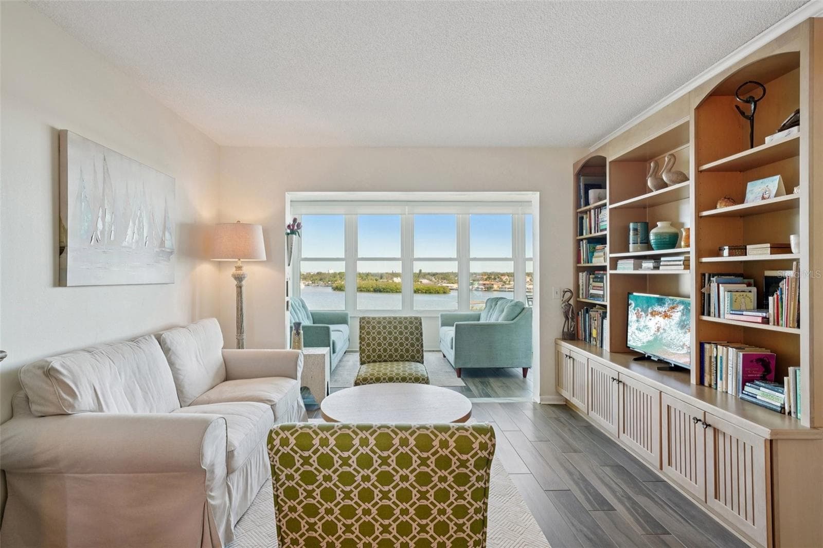 1847 SHORE DRIVE — photo 15 of 36