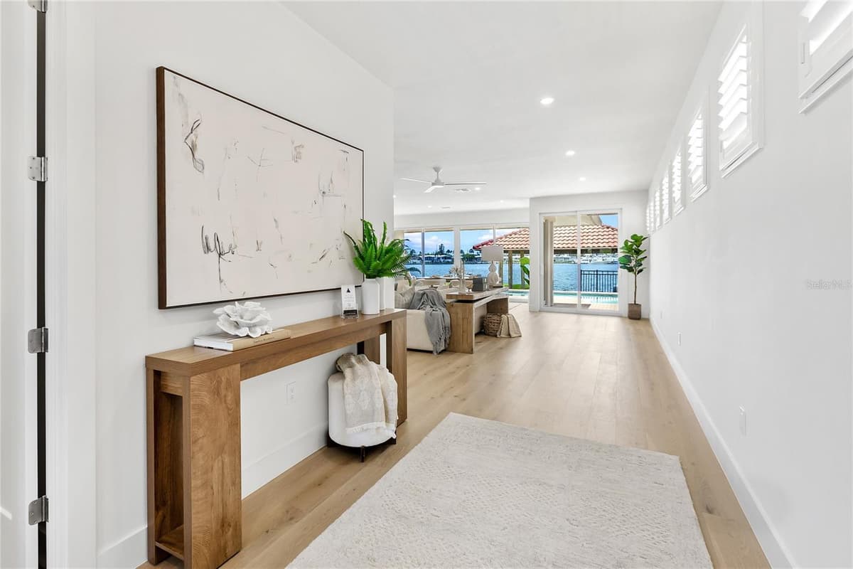 330 BAY DRIVE — photo 11 of 59