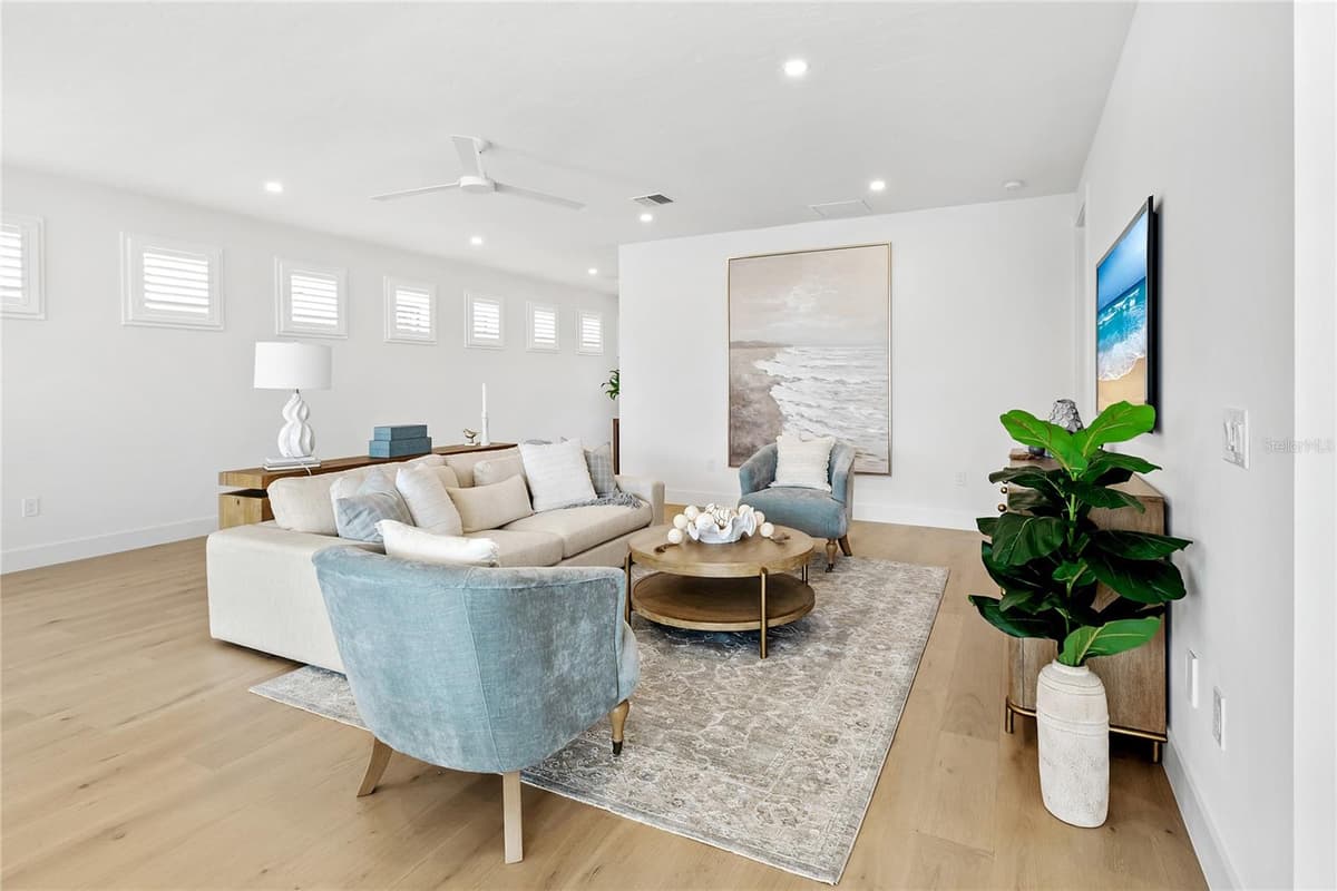 330 BAY DRIVE — photo 13 of 59