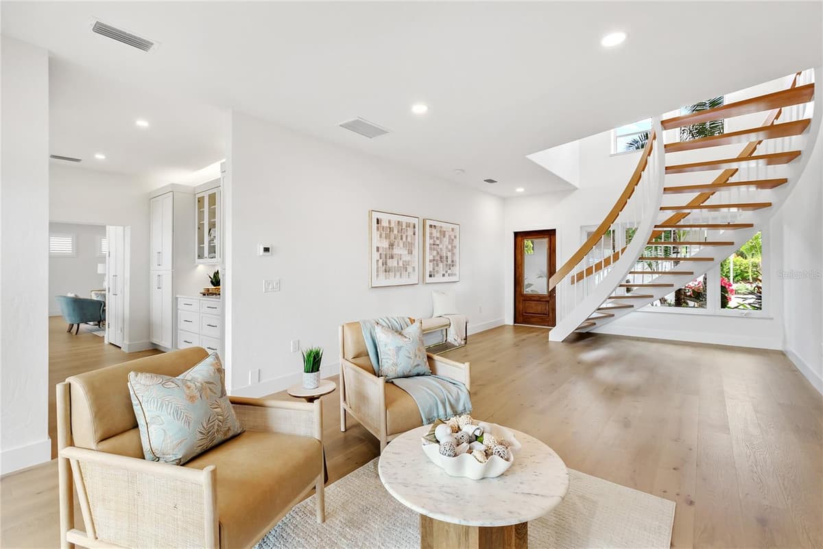 330 BAY DRIVE — photo 22 of 59