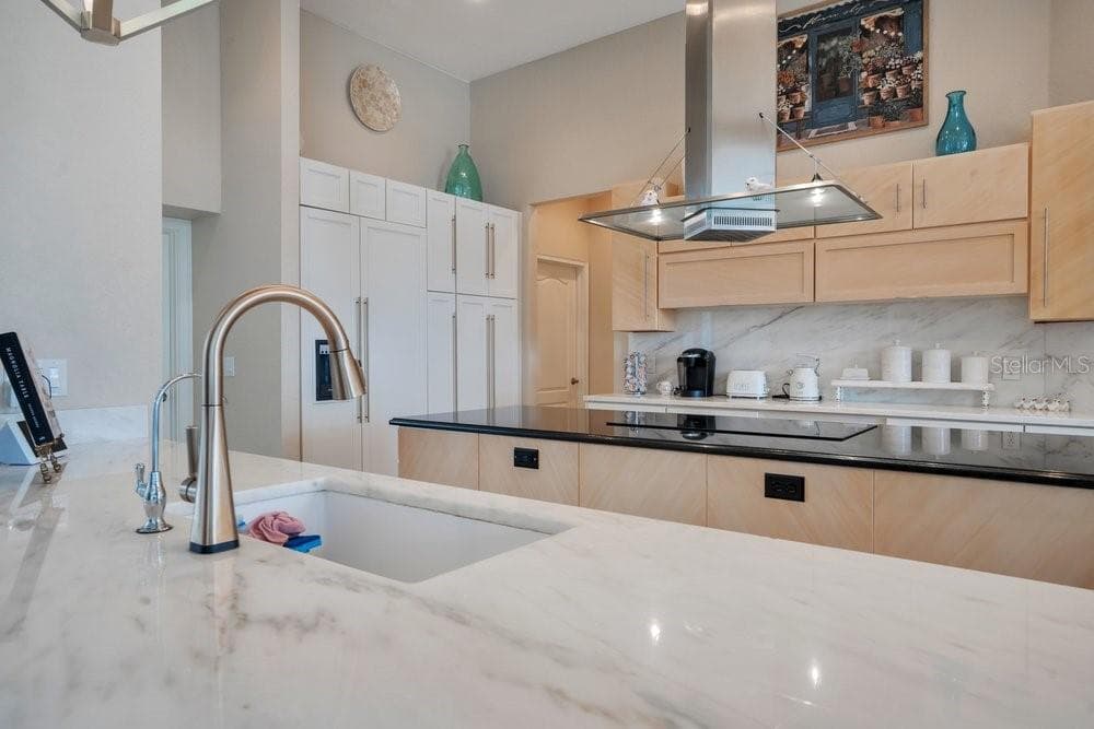 2503 BUTLER BAY DRIVE — photo 13 of 98
