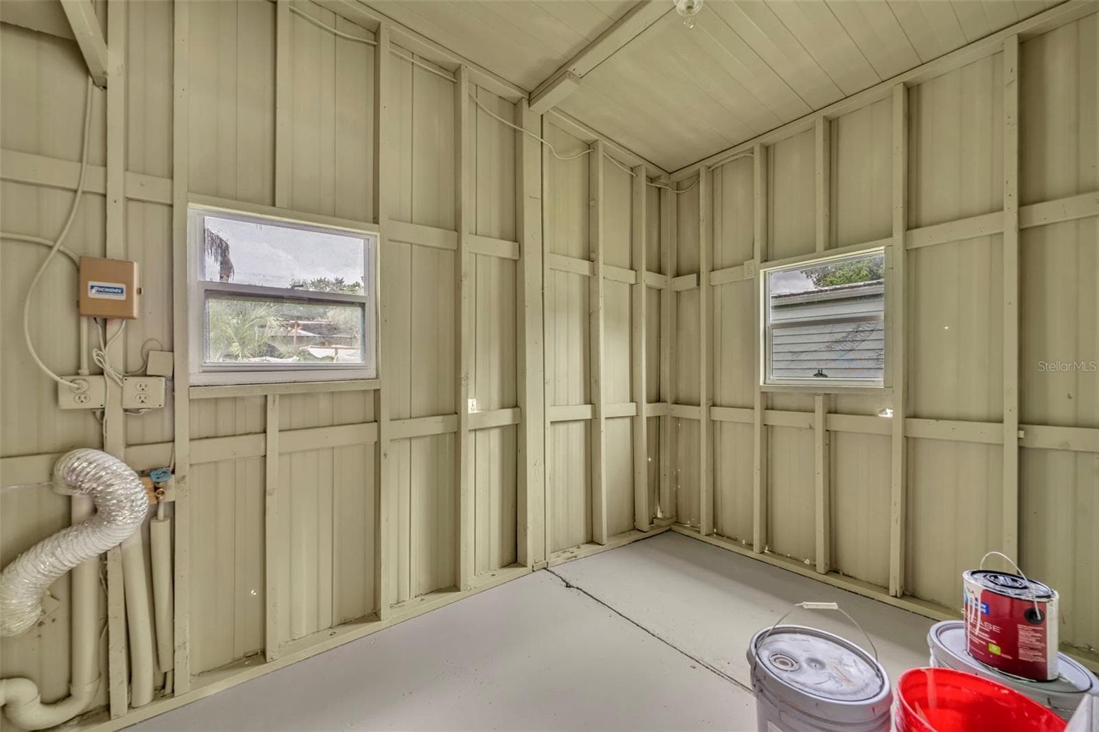 116 CYPRESS ROAD — photo 24 of 26