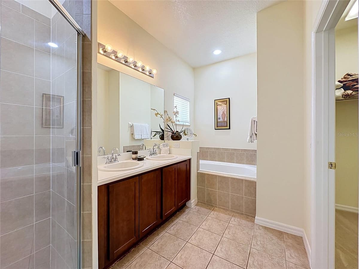 906 DORSET PLACE — photo 31 of 66