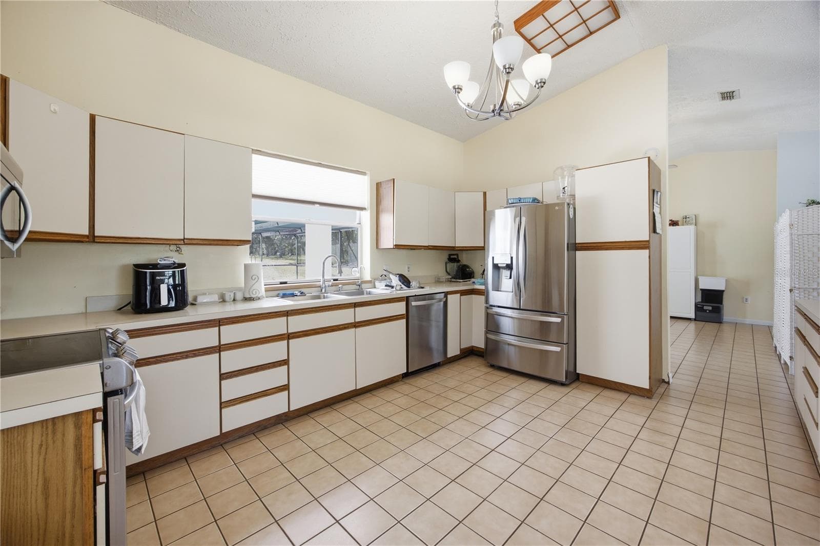 6175 CANNA LILY AVENUE — photo 8 of 52