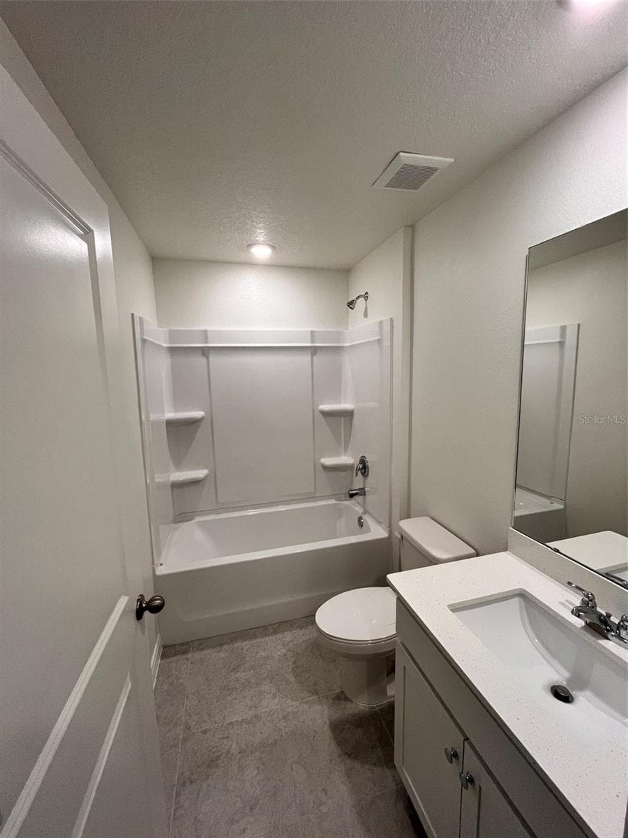 10450 BAYLOR AVENUE — photo 5 of 10