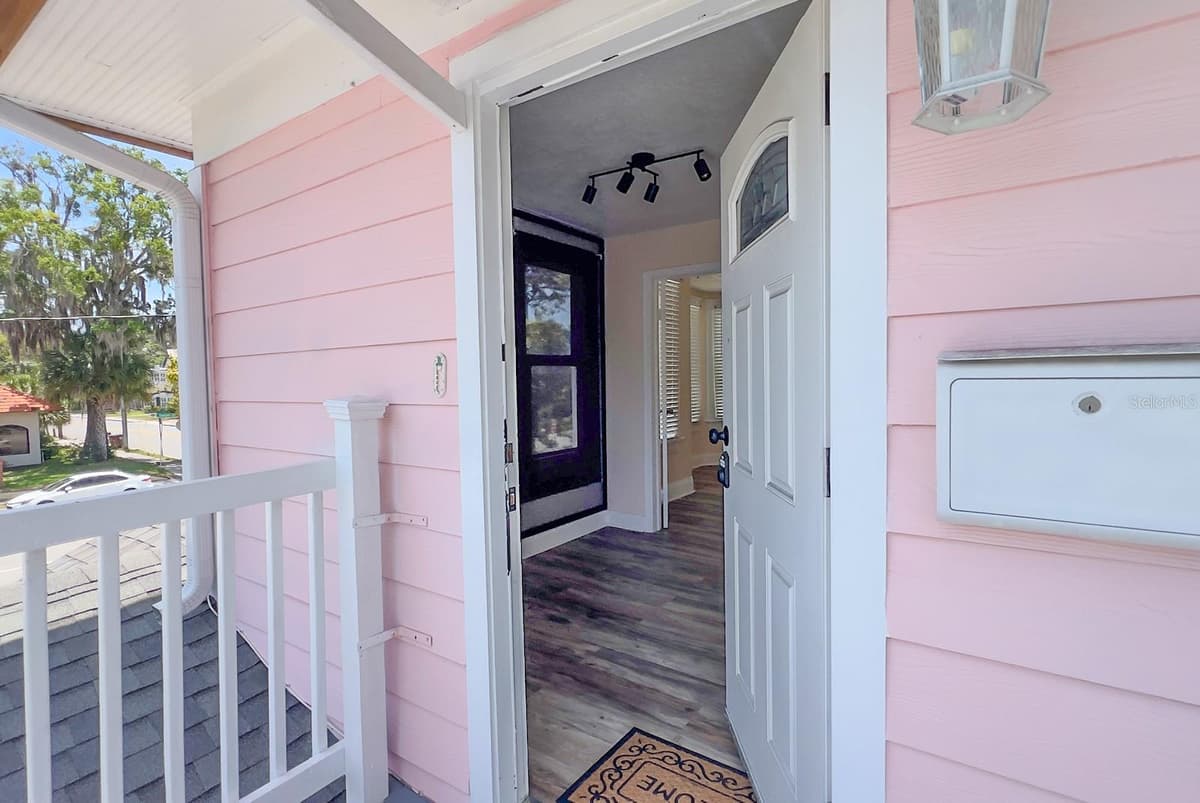 821 EMMETT STREET — photo 18 of 37