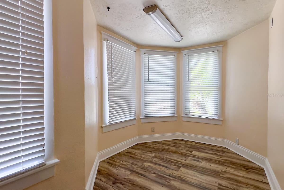 821 EMMETT STREET — photo 37 of 37