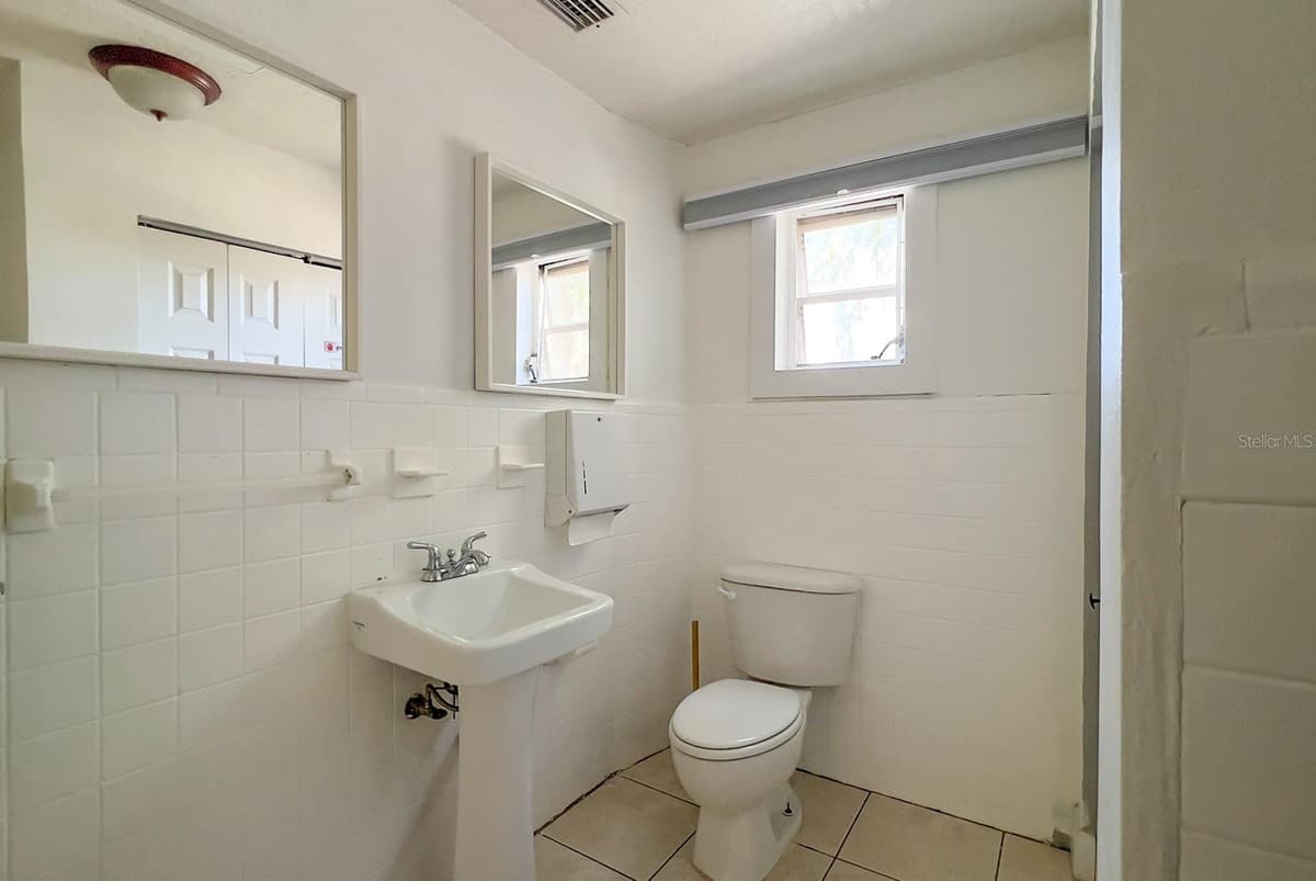 821 EMMETT STREET — photo 28 of 37
