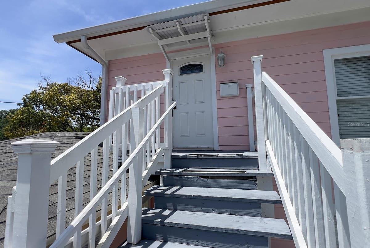 821 EMMETT STREET — photo 15 of 37