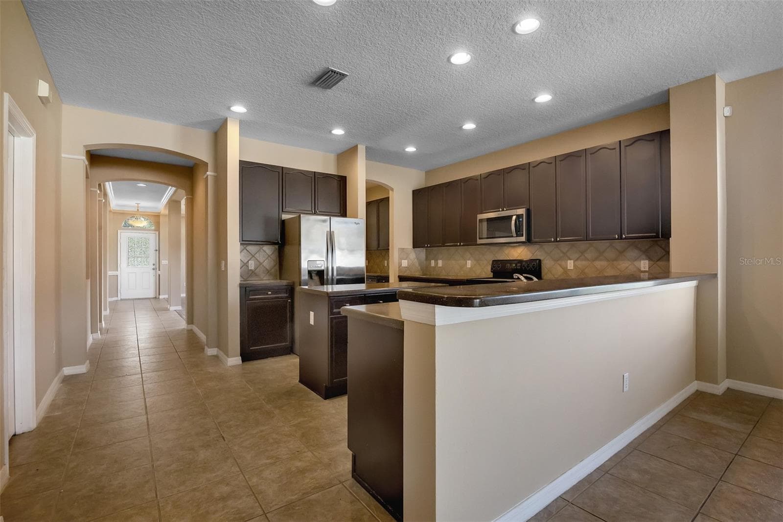 6648 HELSTON LANE — photo 10 of 47