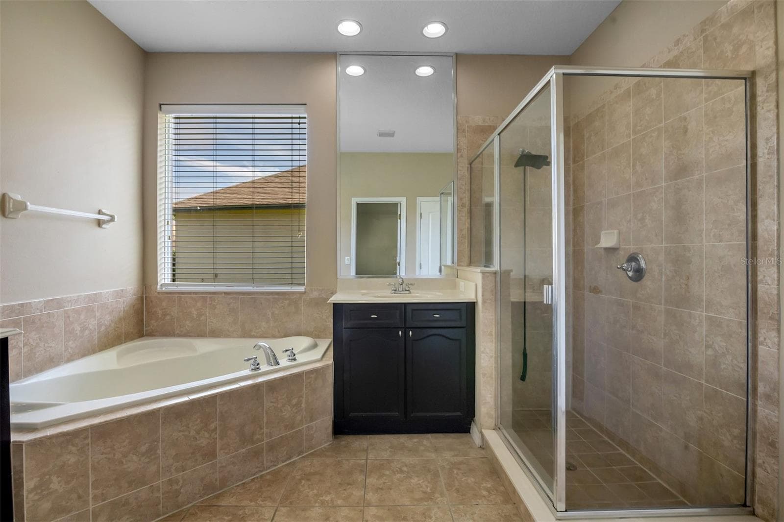 6648 HELSTON LANE — photo 21 of 47
