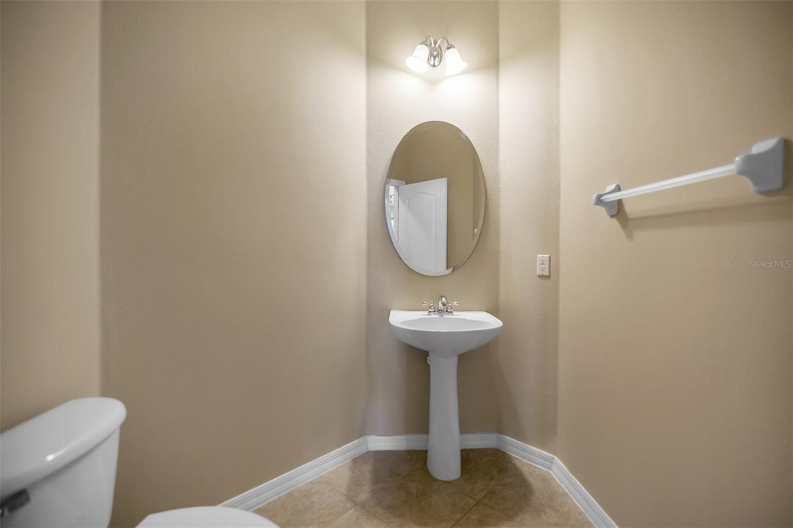 6648 HELSTON LANE — photo 23 of 47