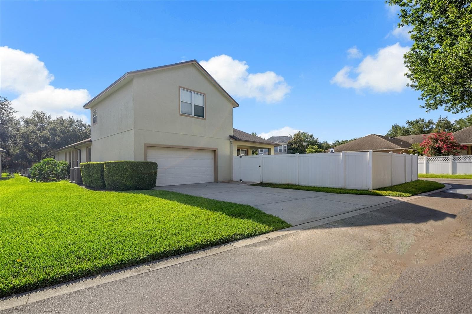 6648 HELSTON LANE — photo 39 of 47