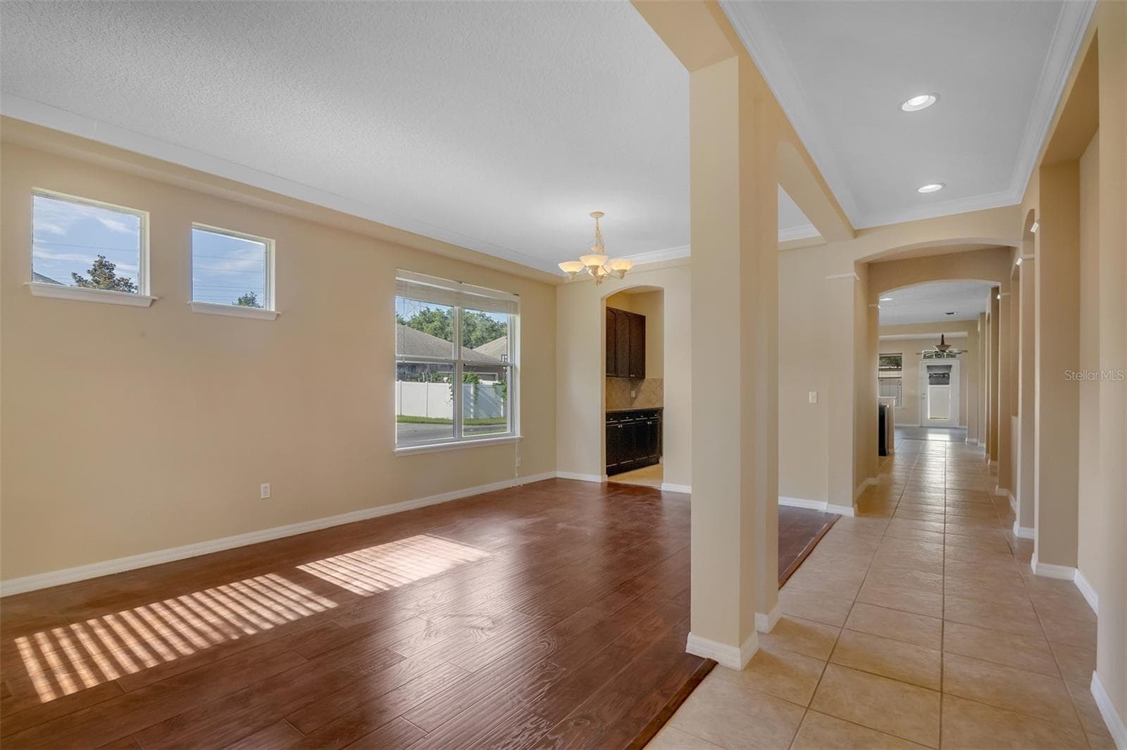 6648 HELSTON LANE — photo 5 of 47