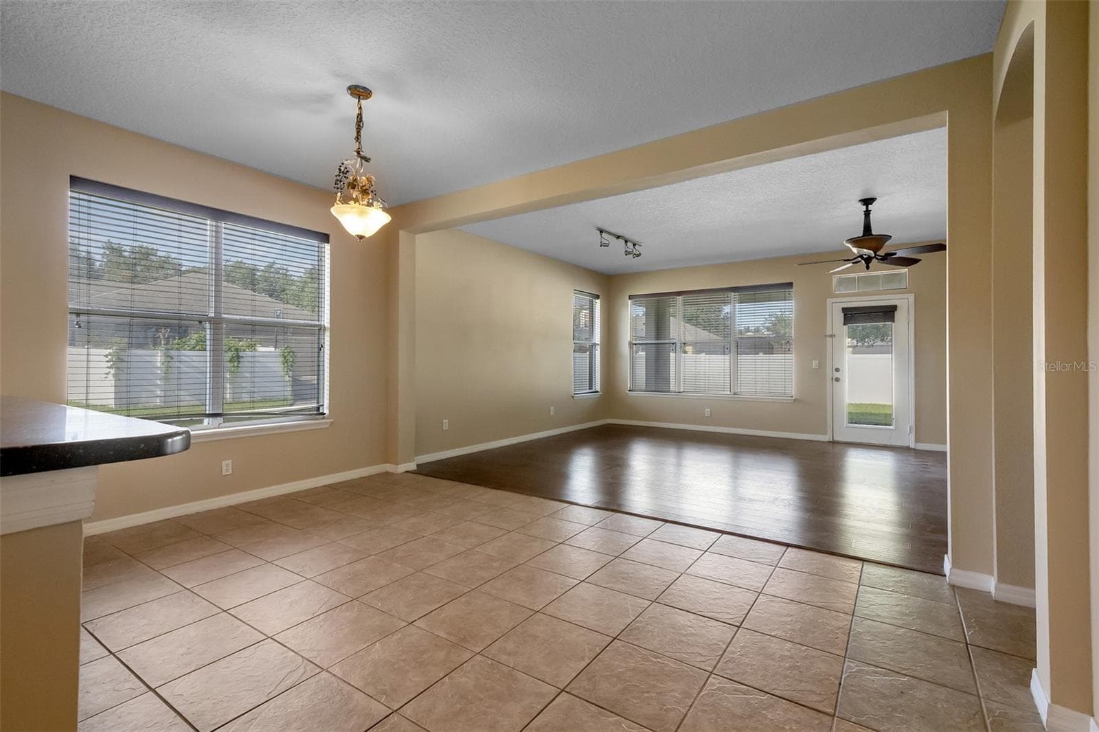 6648 HELSTON LANE — photo 13 of 47