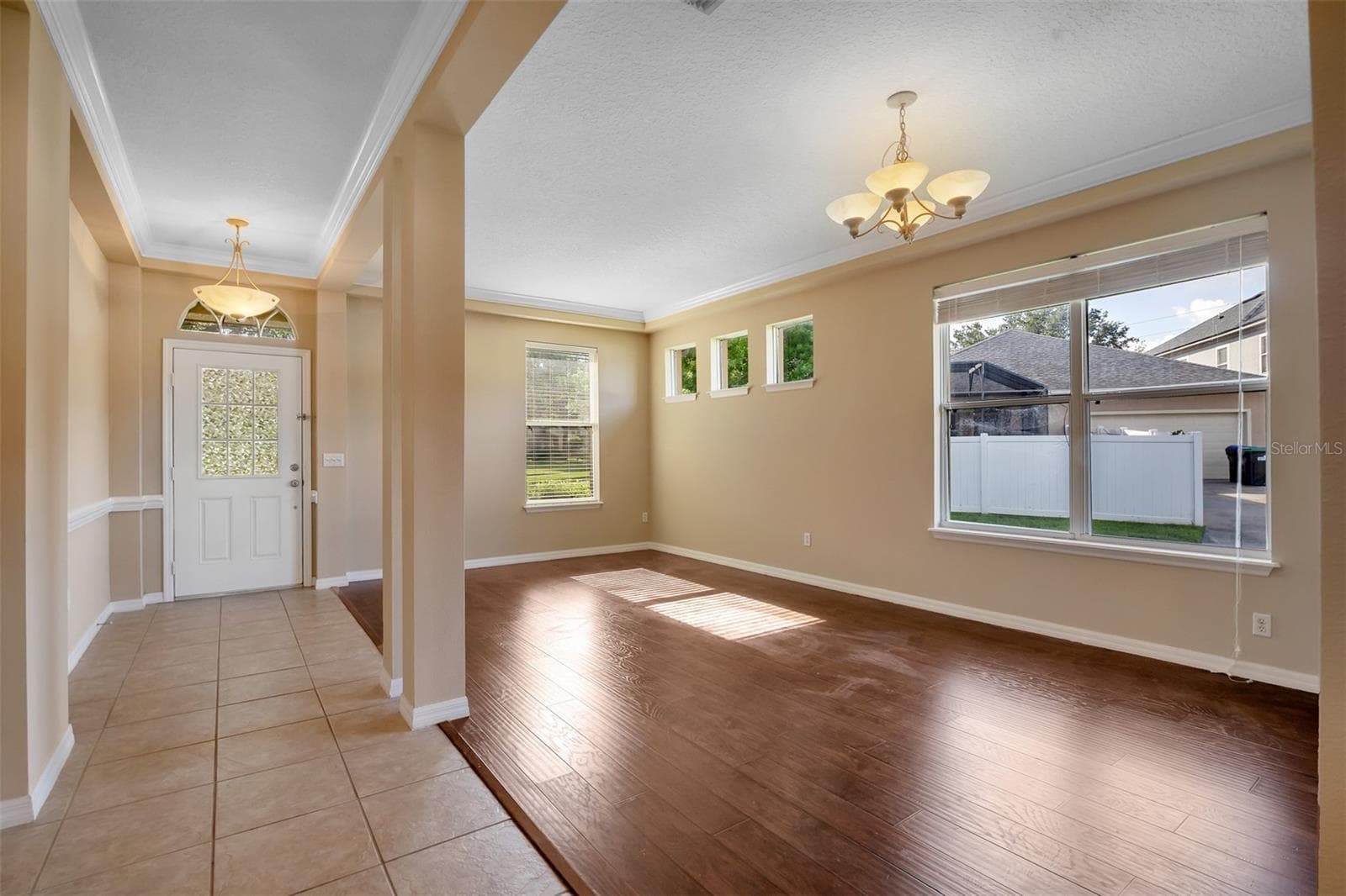6648 HELSTON LANE — photo 7 of 47