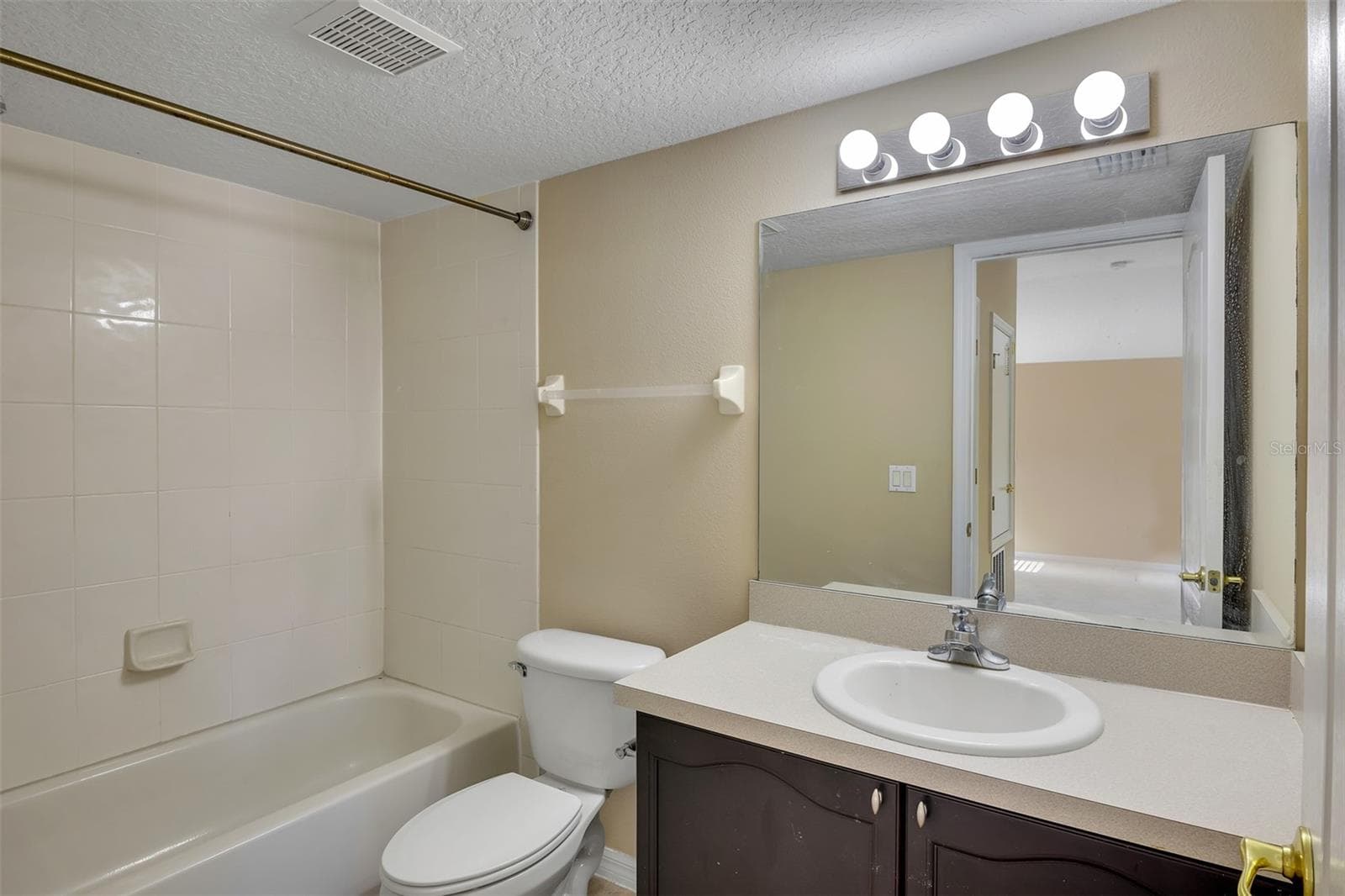 6648 HELSTON LANE — photo 34 of 47