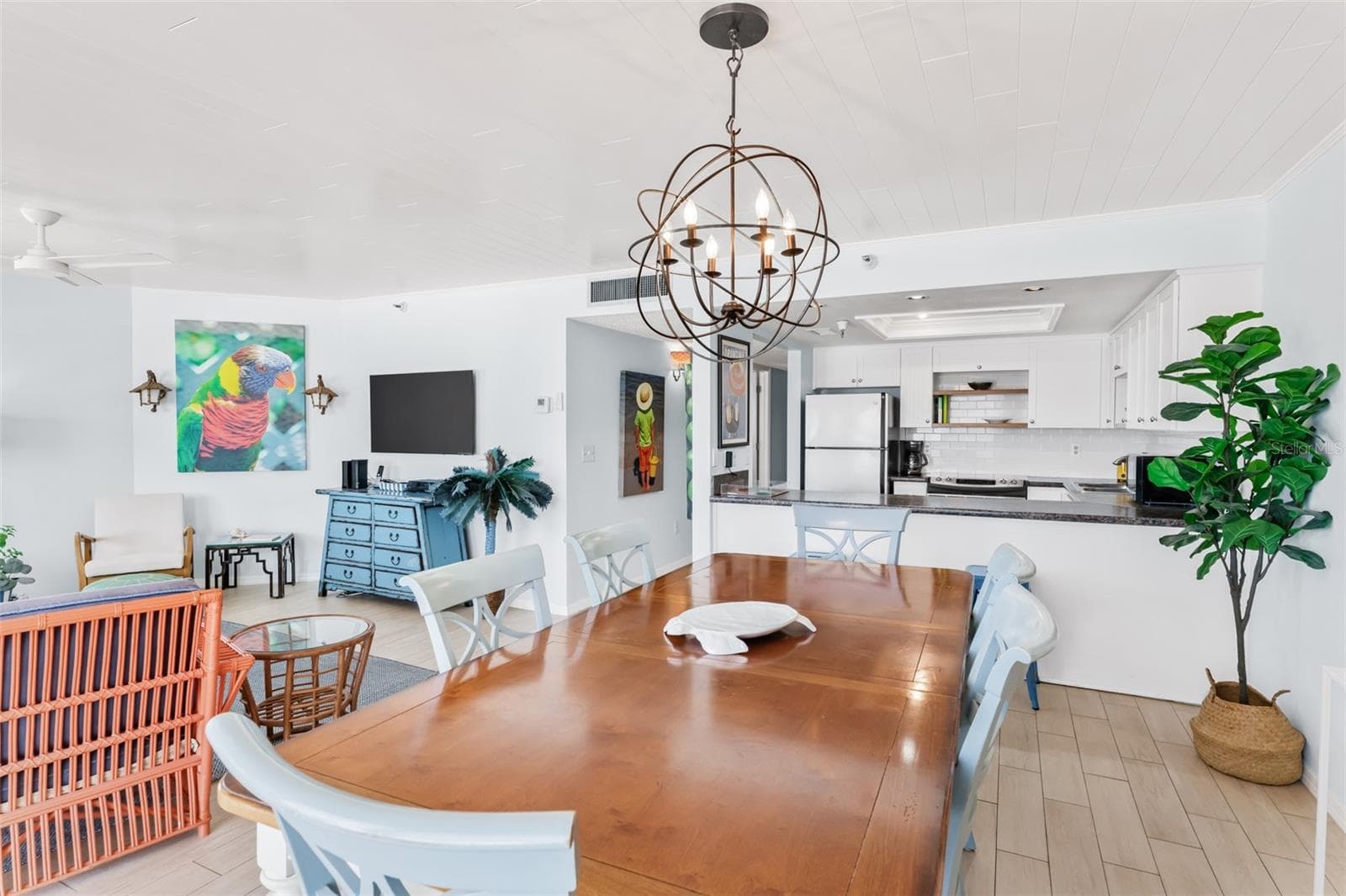 17334 GULF BOULEVARD — photo 12 of 41