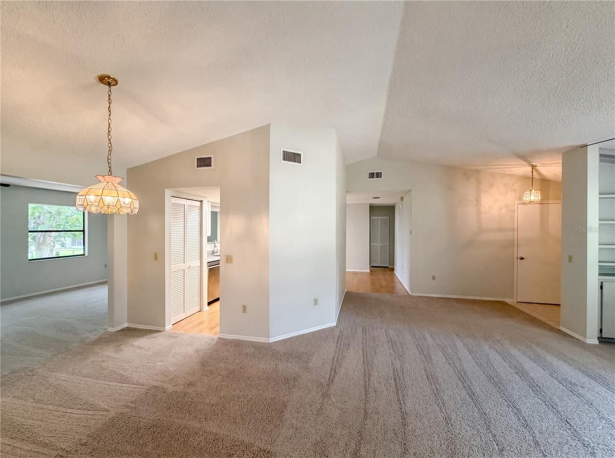 12620 BAY HILL DRIVE — photo 8 of 19