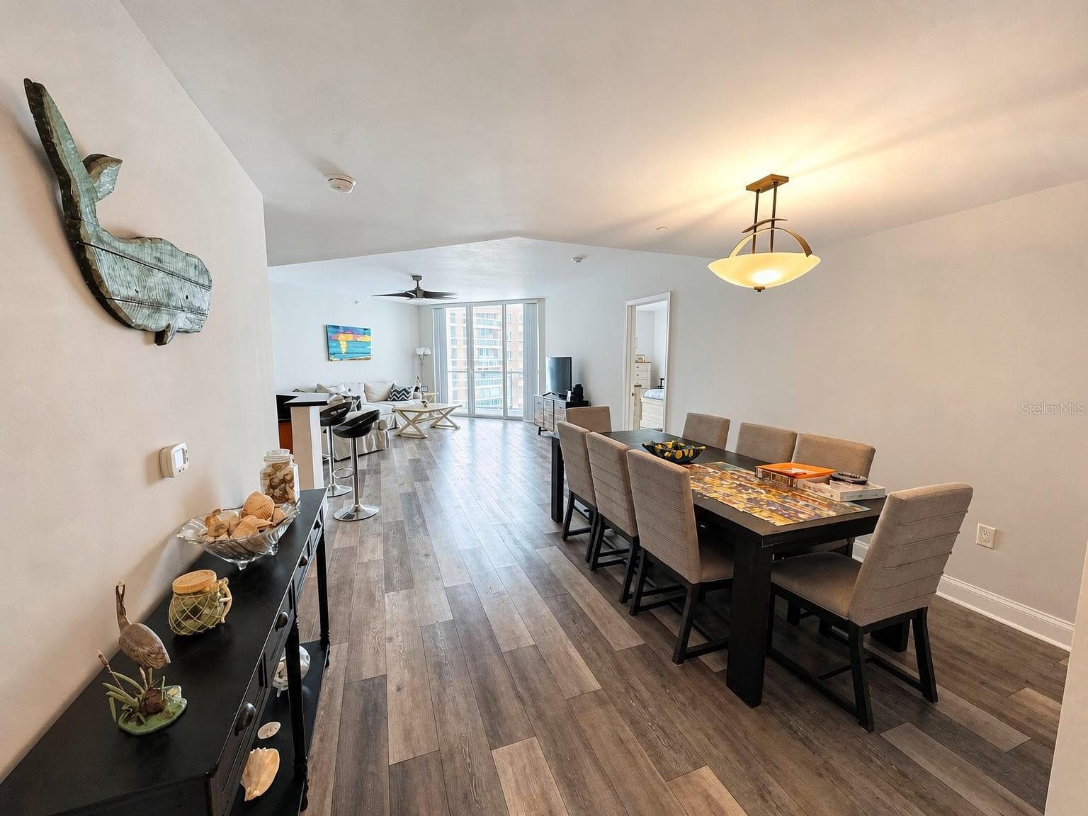 231 RIVERSIDE DRIVE — photo 4 of 40