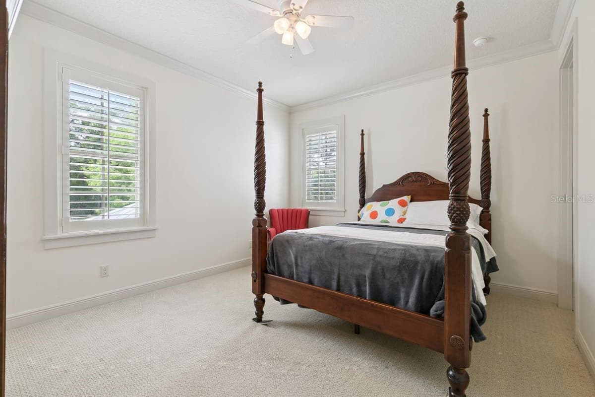 2240 VENETIAN WAY — photo 15 of 25