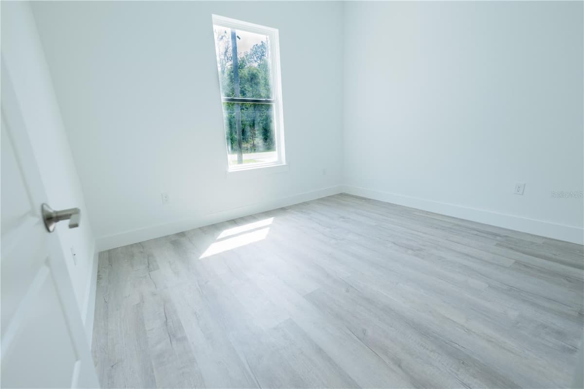 9298 MENDOZA WAY — photo 12 of 32