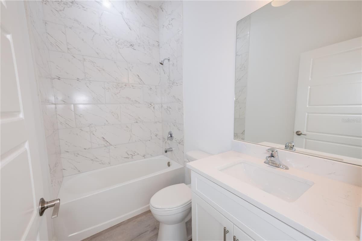 9298 MENDOZA WAY — photo 10 of 32