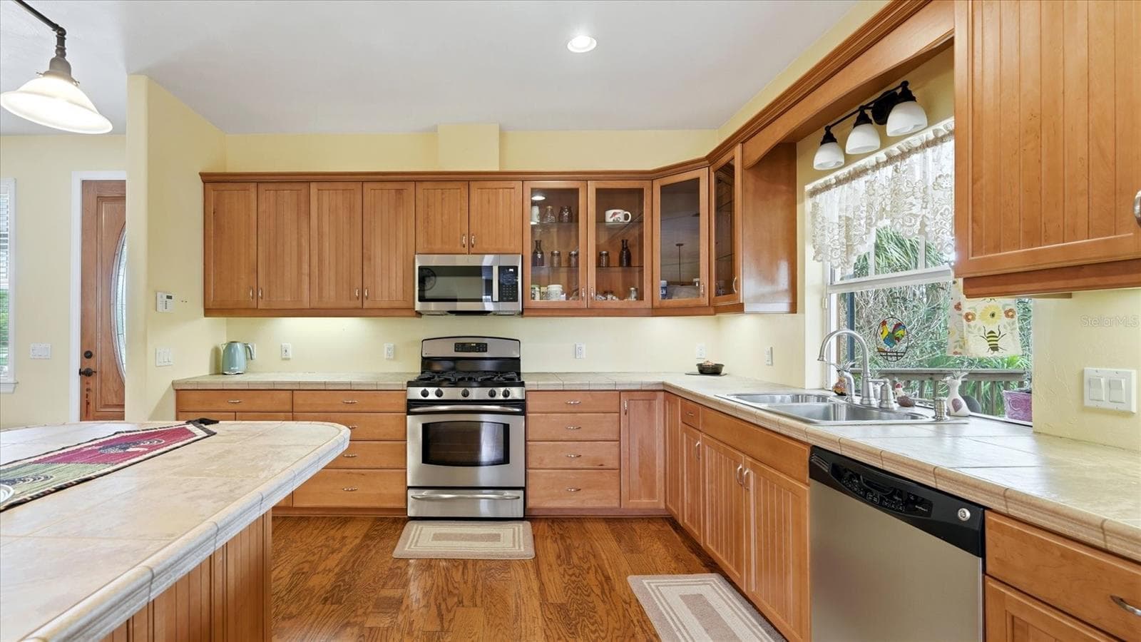 280 COWLES STREET — photo 13 of 50