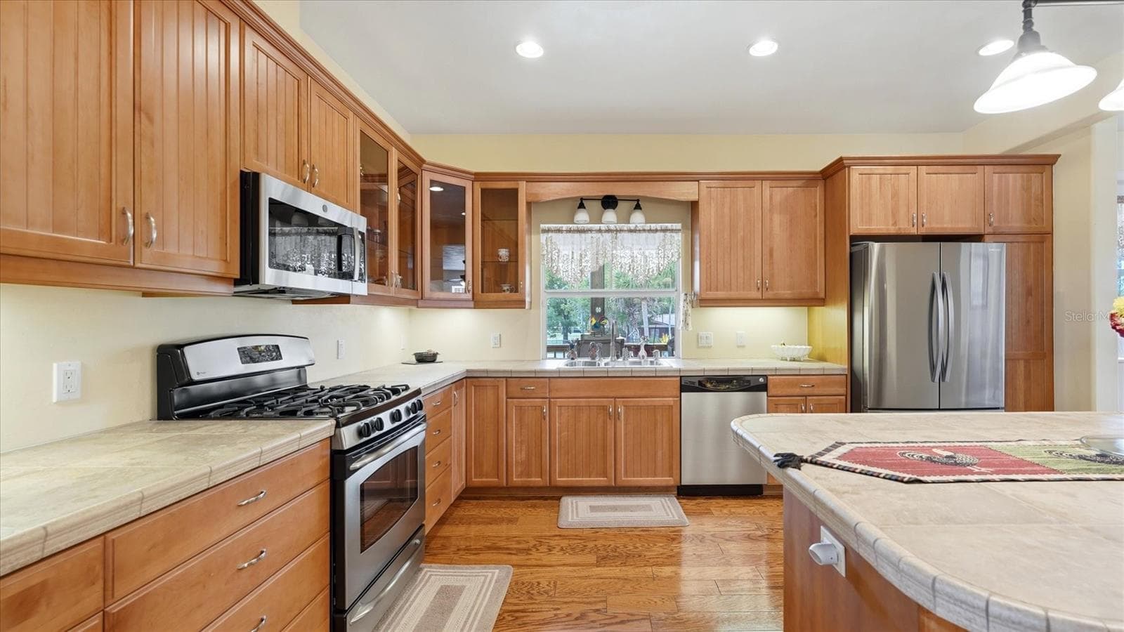 280 COWLES STREET — photo 12 of 50