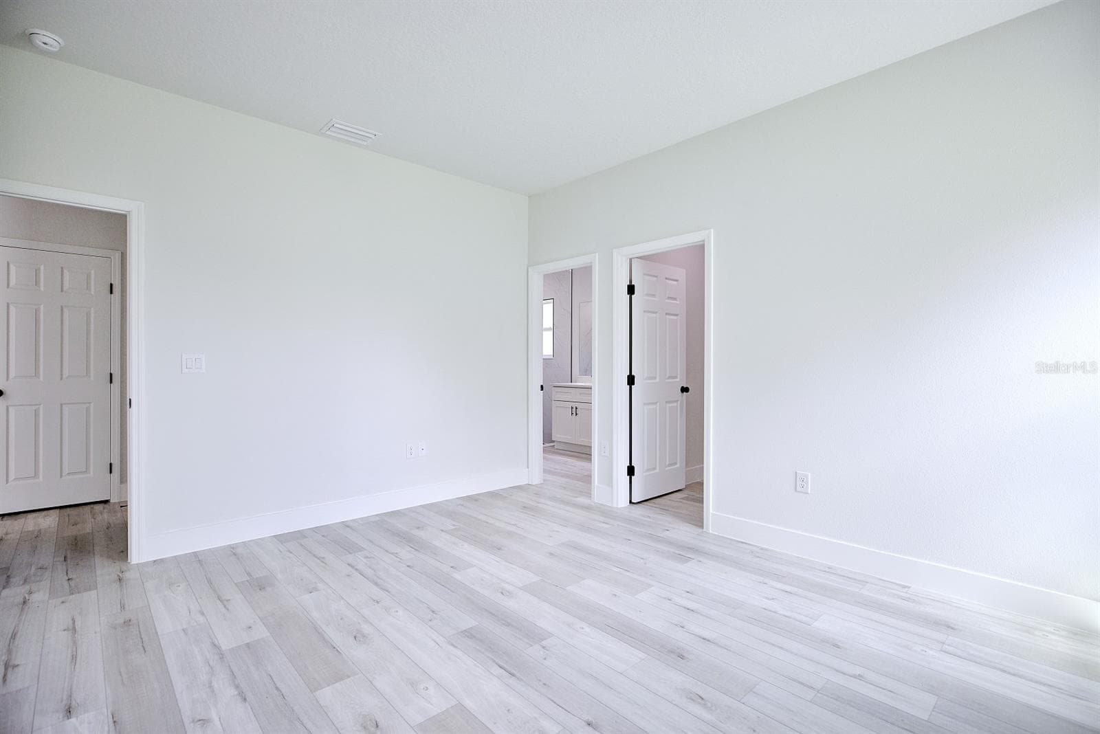 5230 SAN JUAN DRIVE — photo 7 of 21