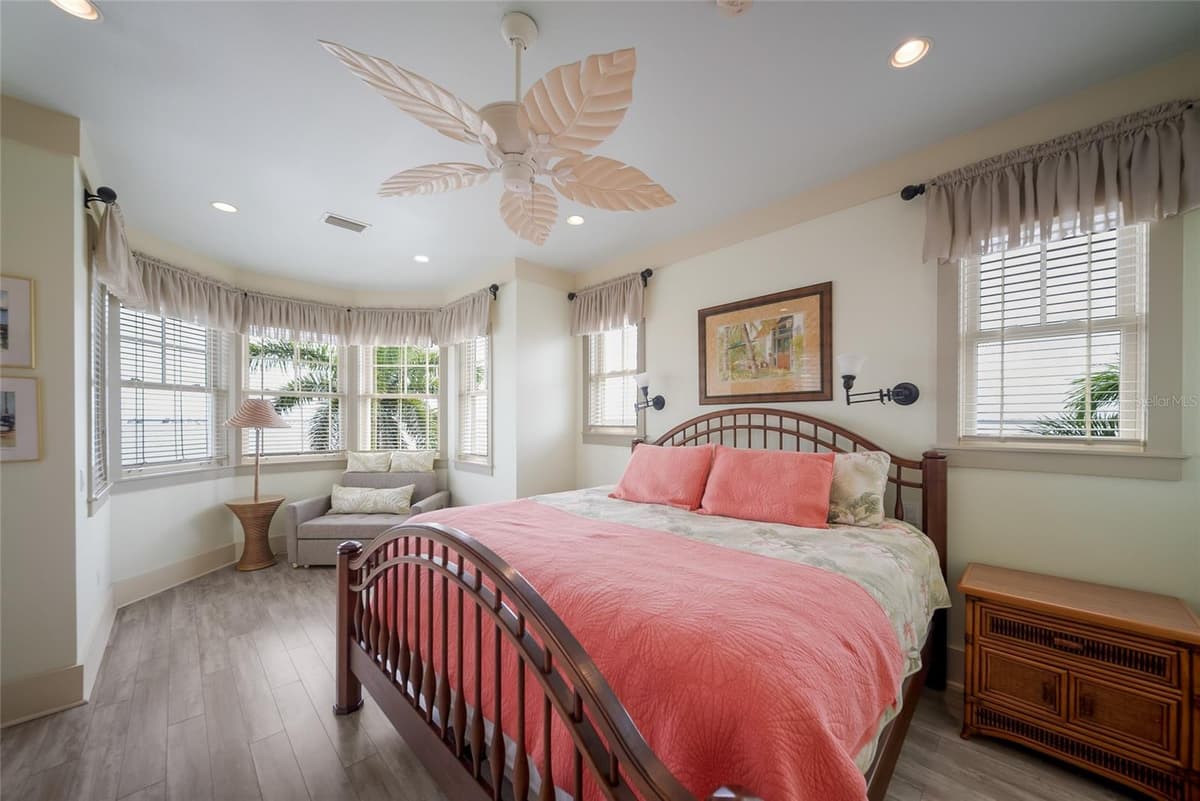 522 BAYVIEW DRIVE — photo 35 of 69