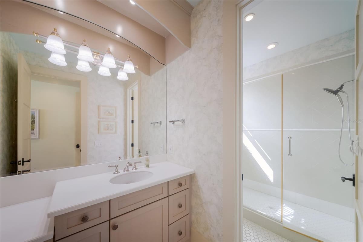 522 BAYVIEW DRIVE — photo 38 of 69