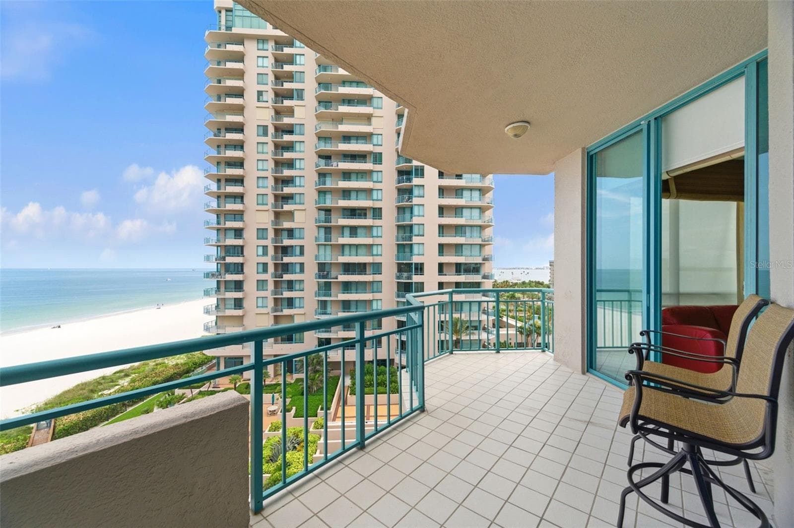 1560 GULF BOULEVARD — photo 3 of 42