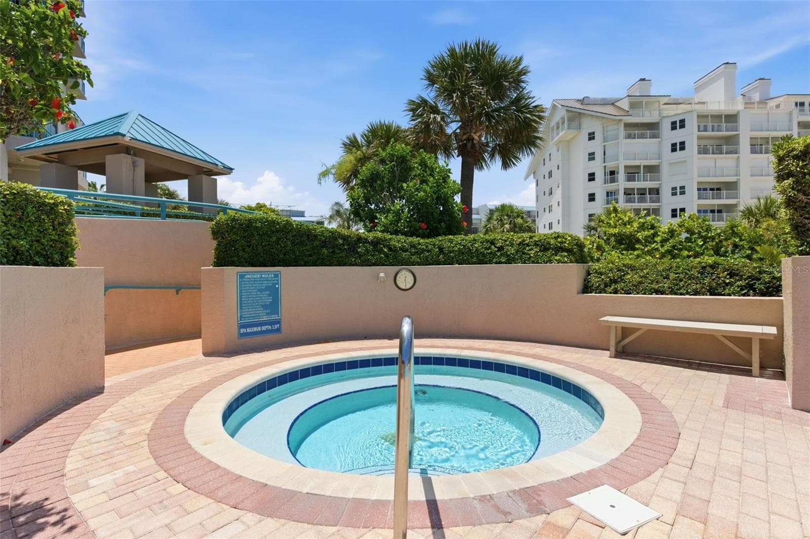 1560 GULF BOULEVARD — photo 41 of 42