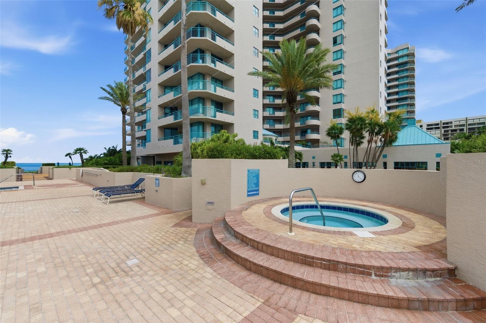 1560 GULF BOULEVARD — photo 32 of 42