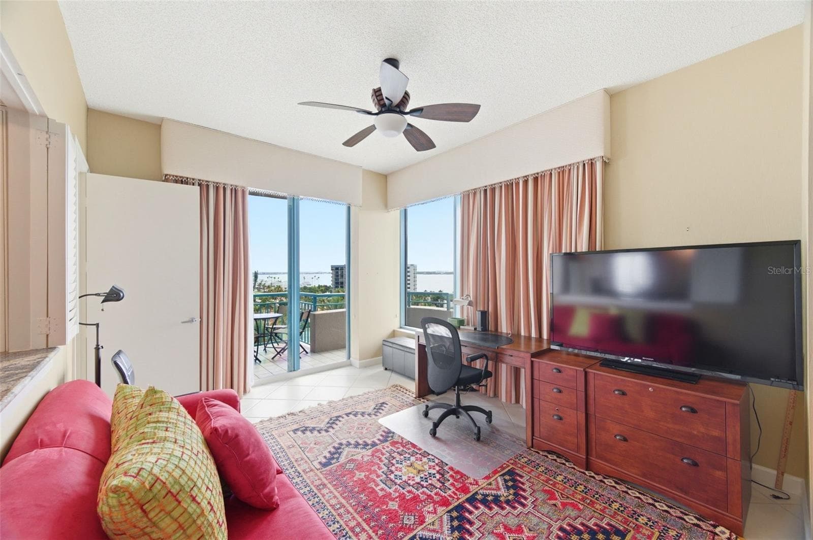 1560 GULF BOULEVARD — photo 24 of 42