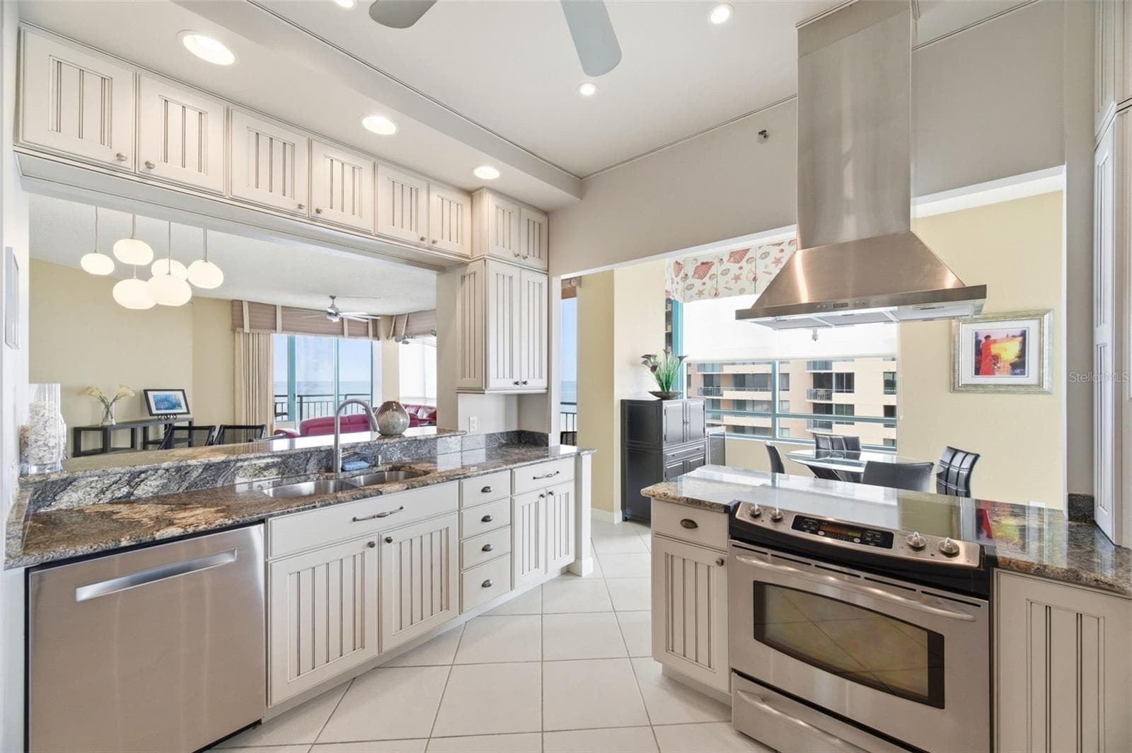 1560 GULF BOULEVARD — photo 11 of 42