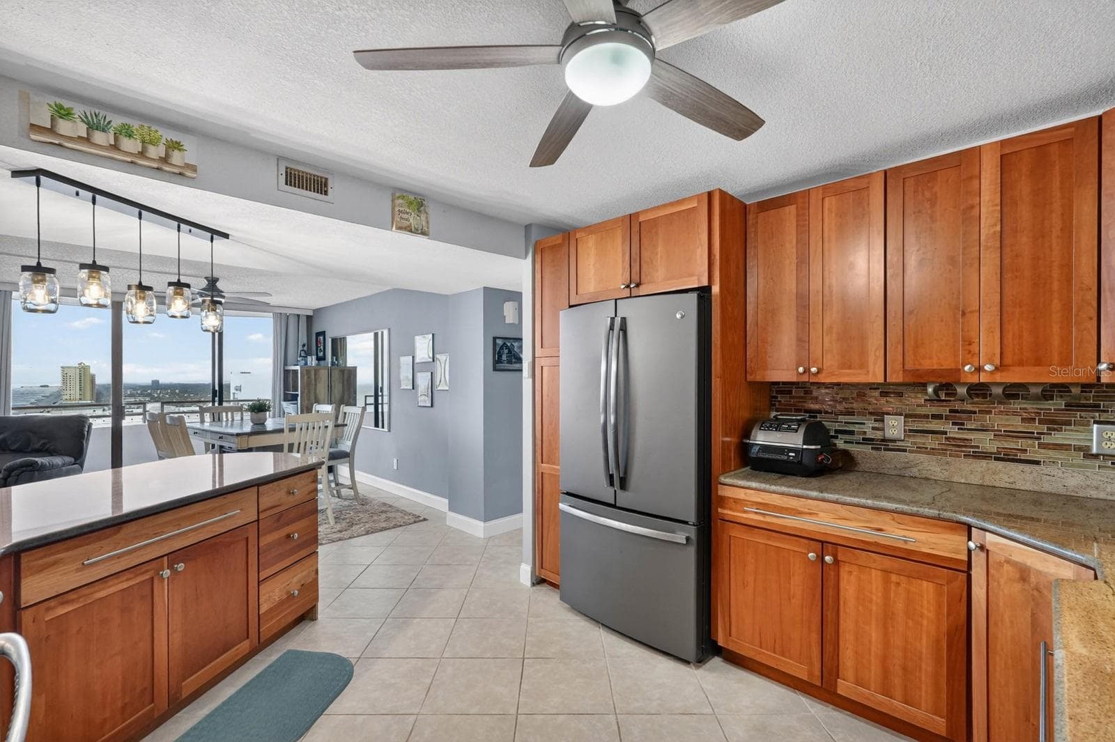 2828 ATLANTIC AVENUE — photo 11 of 57