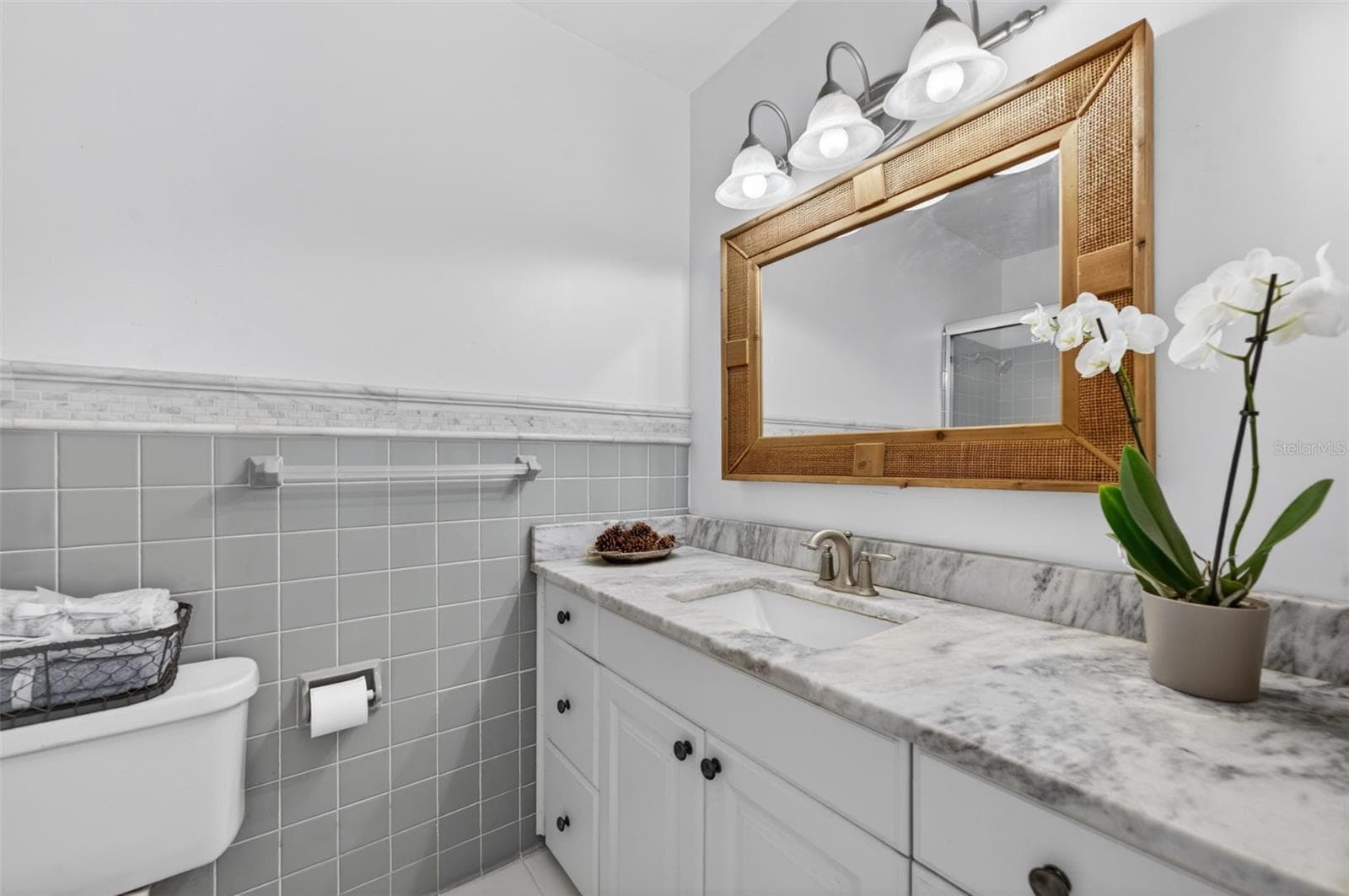 700 MELROSE AVENUE — photo 16 of 27