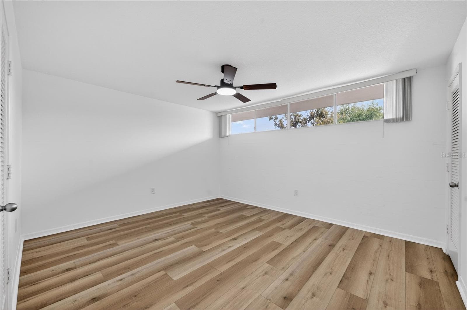 700 MELROSE AVENUE — photo 15 of 27