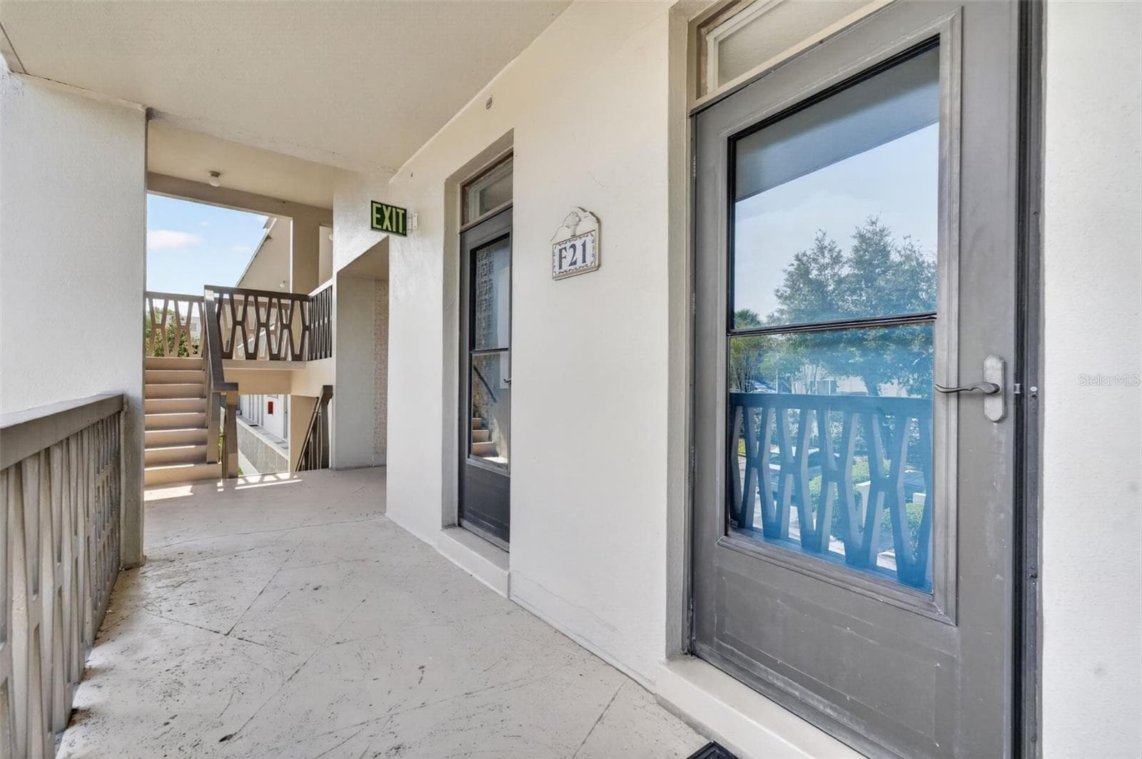 700 MELROSE AVENUE