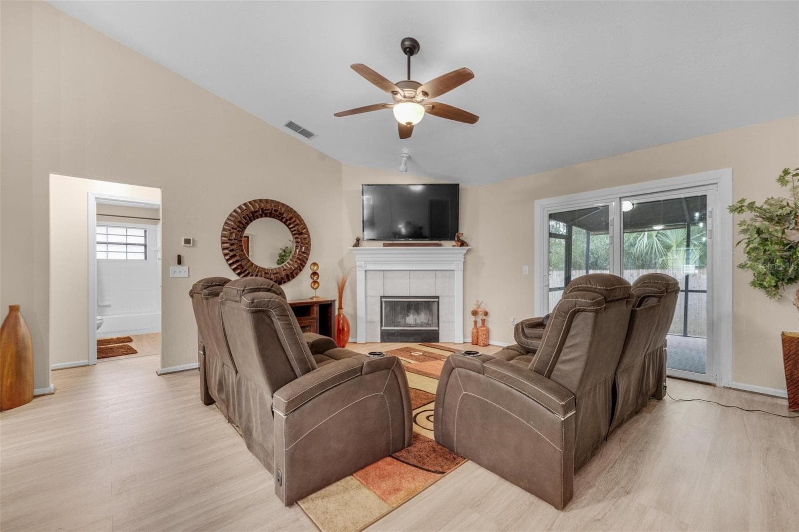 4472 MISTY DAWN COURT — photo 15 of 32