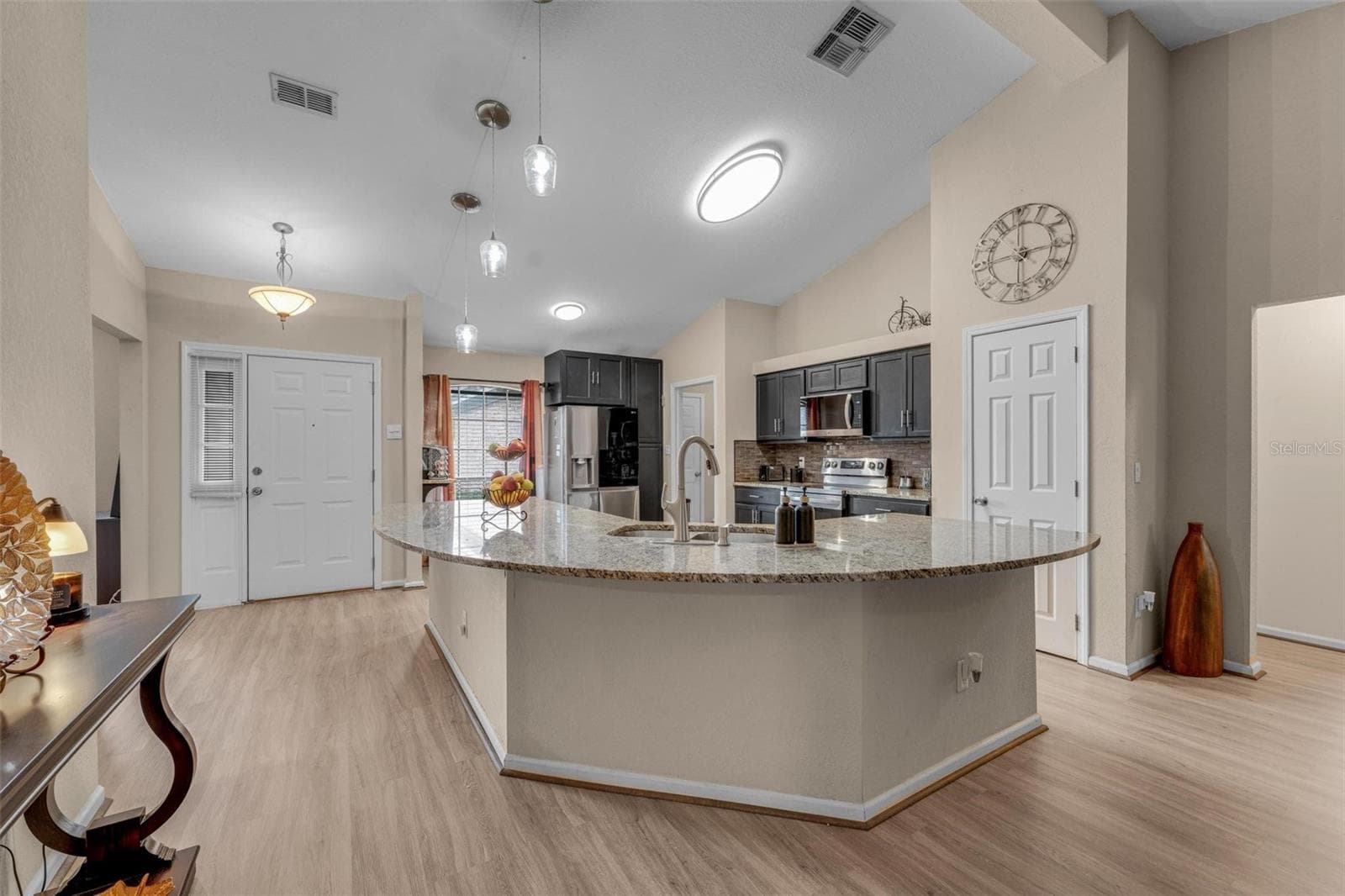 4472 MISTY DAWN COURT — photo 5 of 32