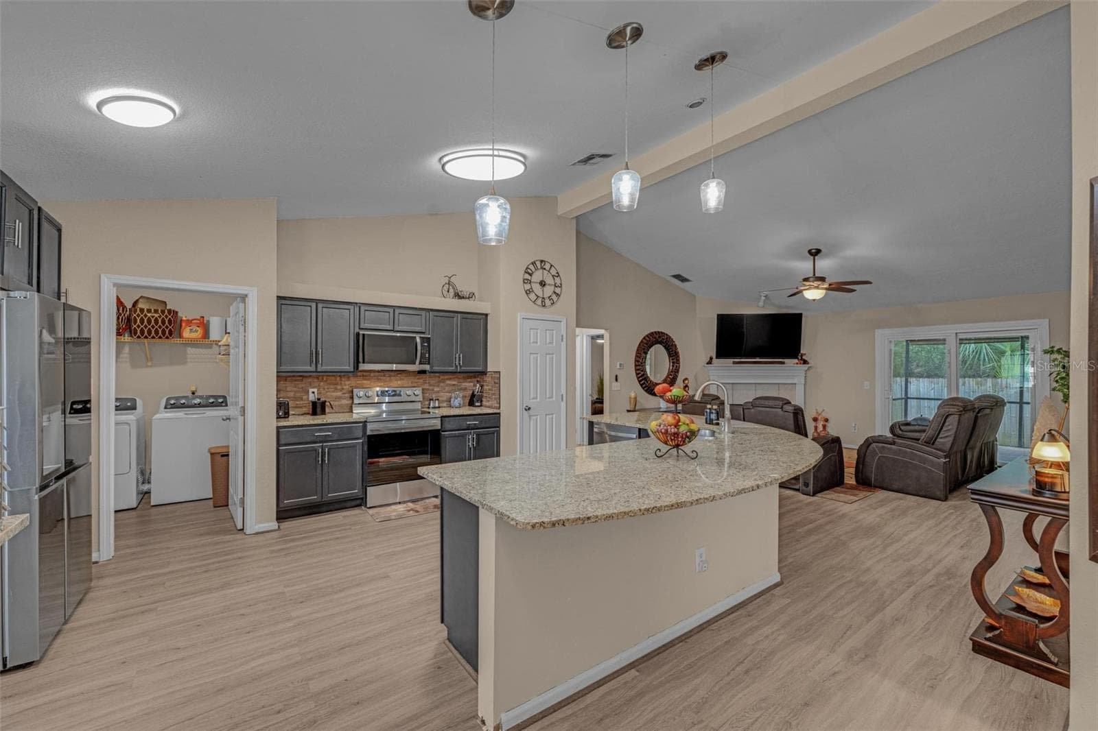 4472 MISTY DAWN COURT — photo 6 of 32