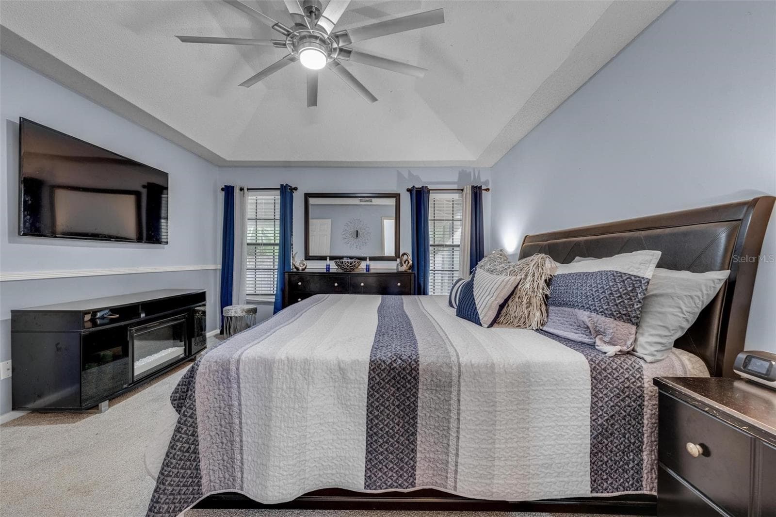 4472 MISTY DAWN COURT — photo 19 of 32