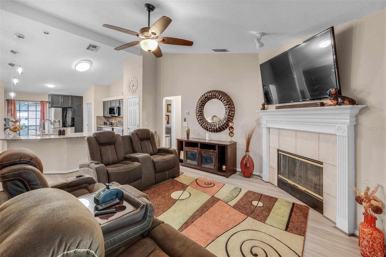 4472 MISTY DAWN COURT — photo 14 of 32
