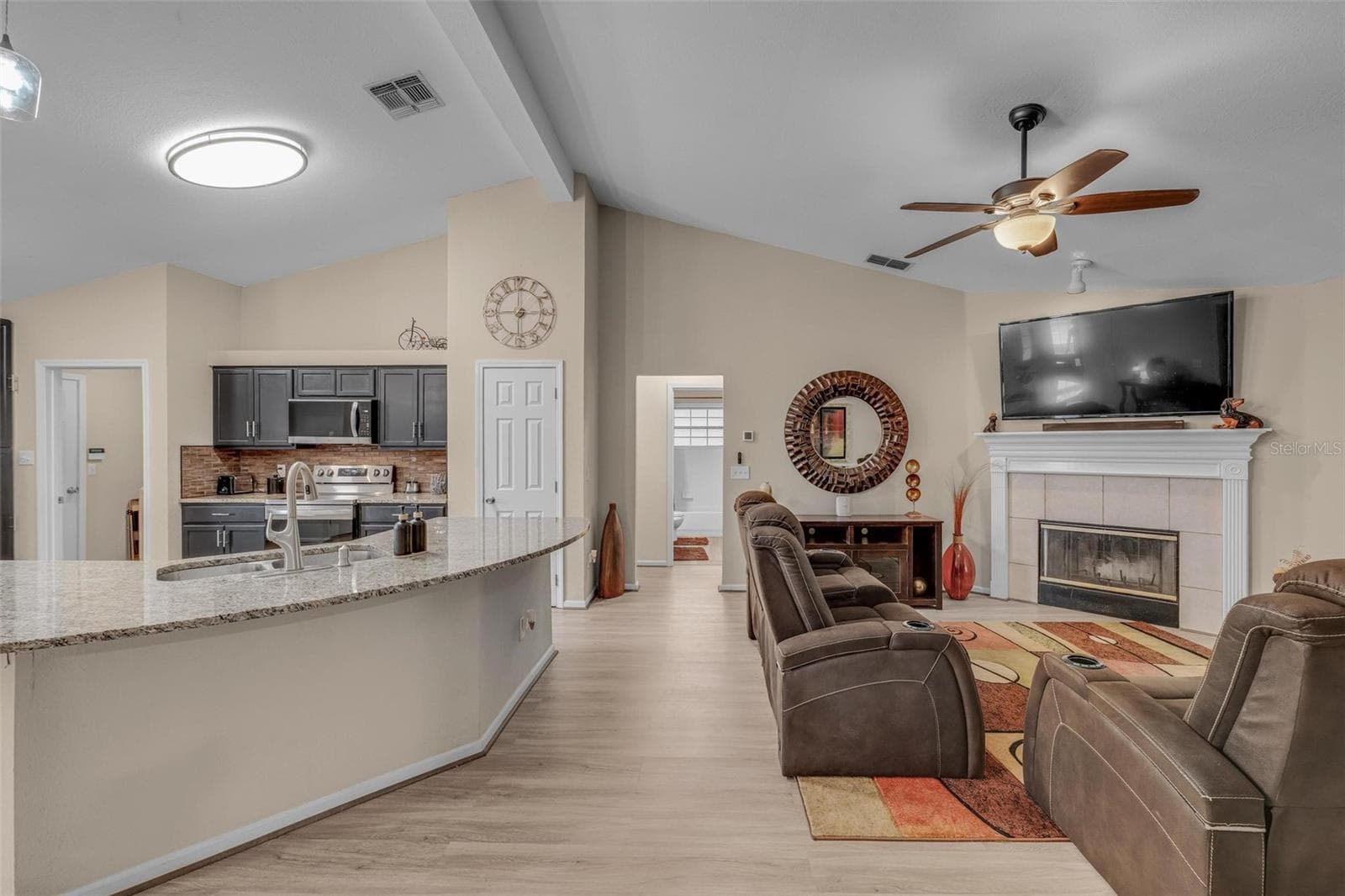 4472 MISTY DAWN COURT — photo 11 of 32